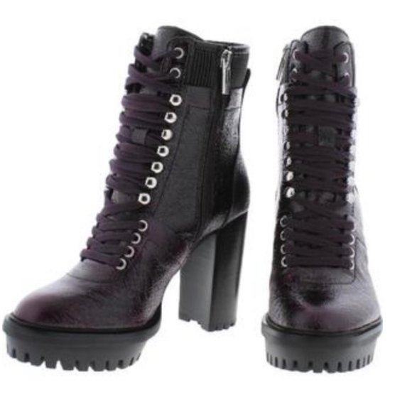 NWOB VINCE CAMUTO ERMANIA LACE UP BOOTIES sz 9.5 - Picture 3 of 12